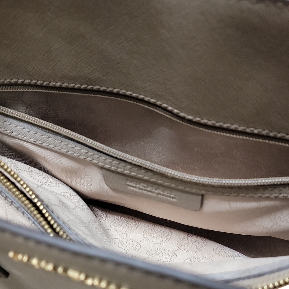 Michael Kors Gray Handbag - Picture 3 of 4